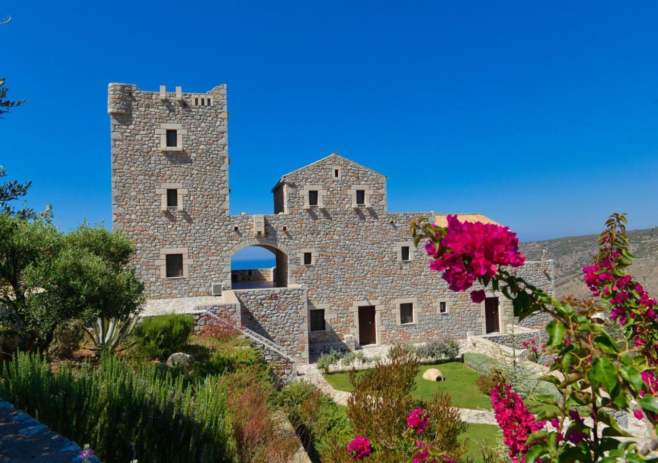 Focalion Castle Luxury Suites Pírgos Dhiroú Buitenkant foto