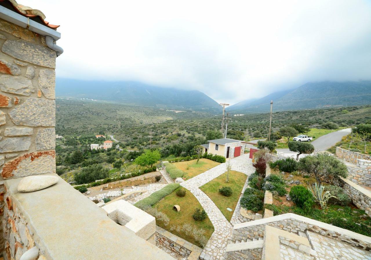 Focalion Castle Luxury Suites Pírgos Dhiroú Buitenkant foto